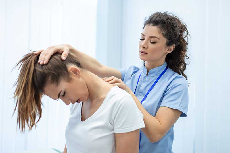 Chiropractor for Neck Pain